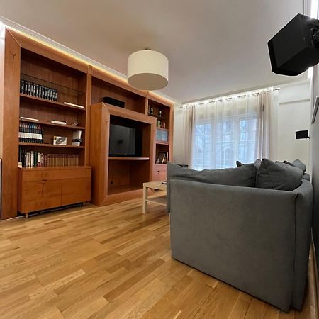 636A Gran Apartamento En Pleno Centro Οβιέδο Εξωτερικό φωτογραφία